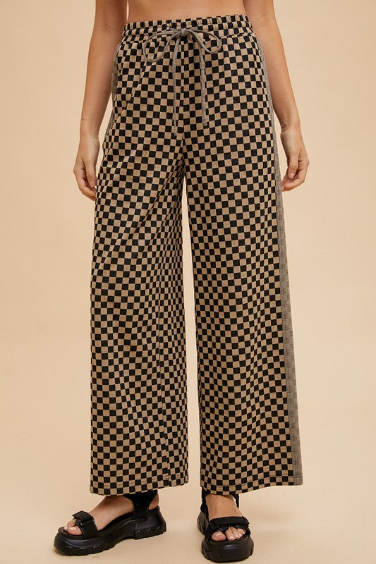 Annie Wear Checkered Wide Leg Pants
