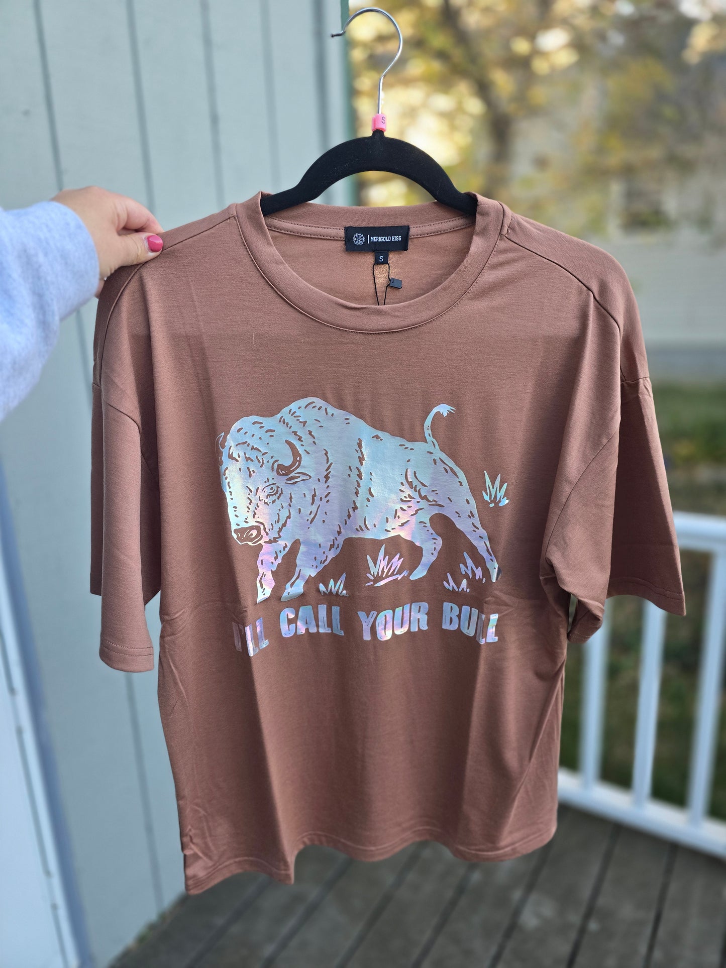 In Store Call Your Bull Foil Top