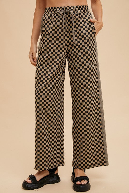 Annie Wear Checkered Wide Leg Pants