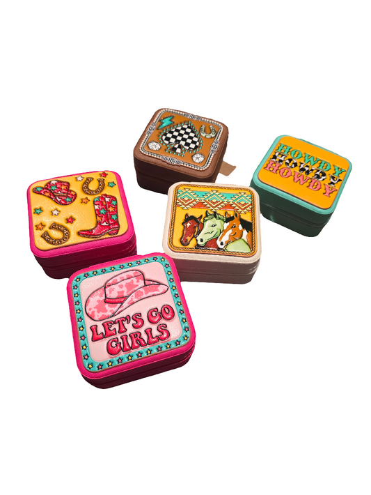 In Store Traveling Jewelry Cases